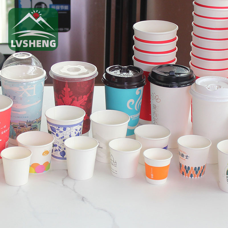 Aangepaste papierbeker met deksel