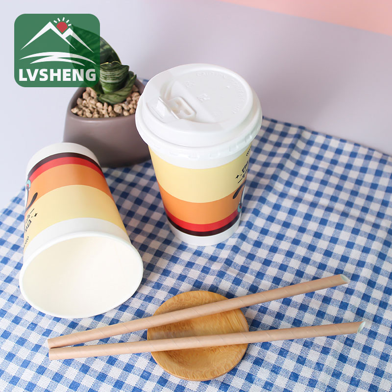 Papierkoppies koffie